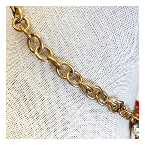 Stella & Dot red acrylic cabochon large rhinestone gold tone statement necklace - Picture 5 of 11